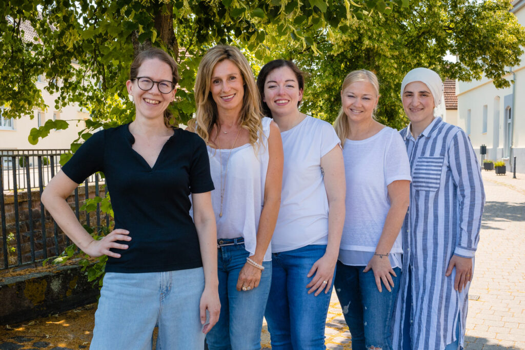 Hausarztpraxis in Weiler (Keltern), Team der Praxis mit Hannah-Marie Kleile, Ärztin für Innere Medizin